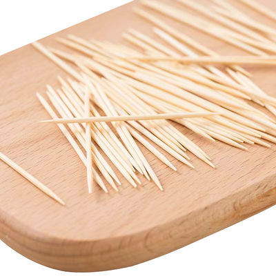 Bezpieczeństwo Bamboo Szczotki do zębów Naturalny kolor Szczotki do zębów przyjazne dla środowiska Gładka powierzchnia