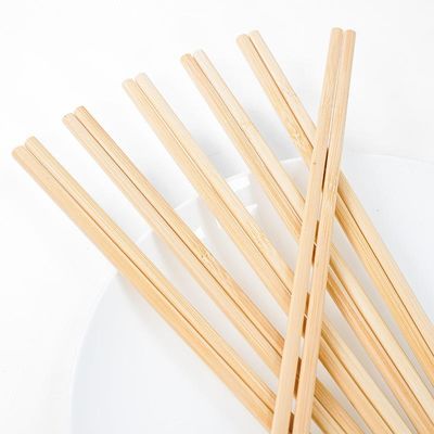 Ekologiczne pałeczki bambusowe Rikyu o długości 24 cm wykonane ze 100% naturalnego bambusa Moso o jakości A+ dla restauracji i użytku domowego